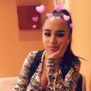 Meet your Posher, Milan